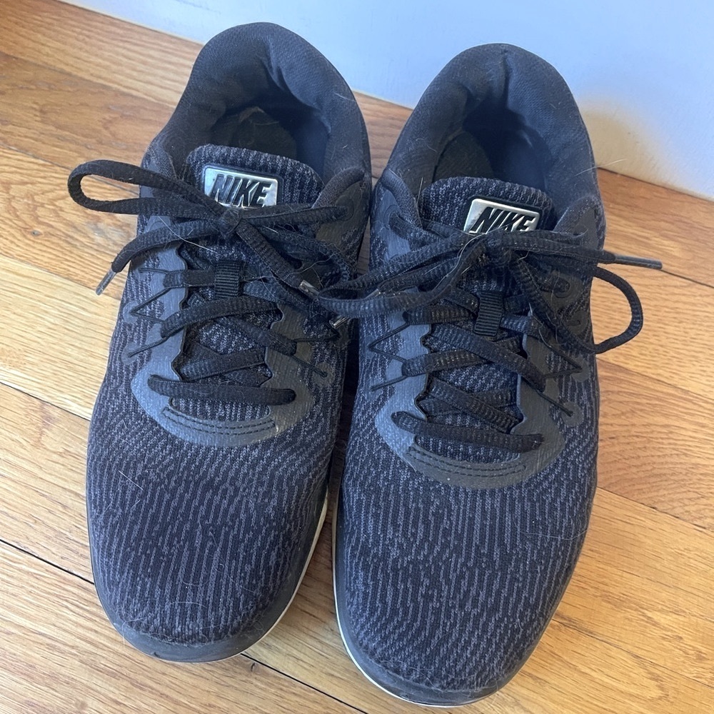 Nike Black Athletic Shoes